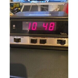 Tradition by Sears Roebuck Vintage 80s Alarm Clock Simulated Wood Tested Working